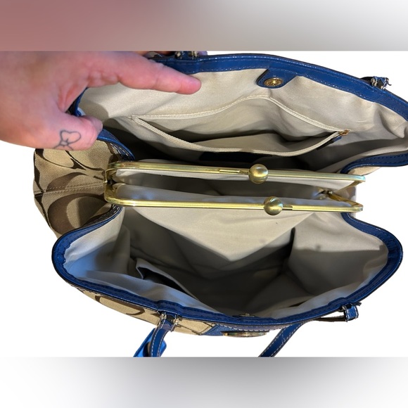 Authentic Coach Khaki & Royal Blue Caryall Bag - Picture 8 of 10